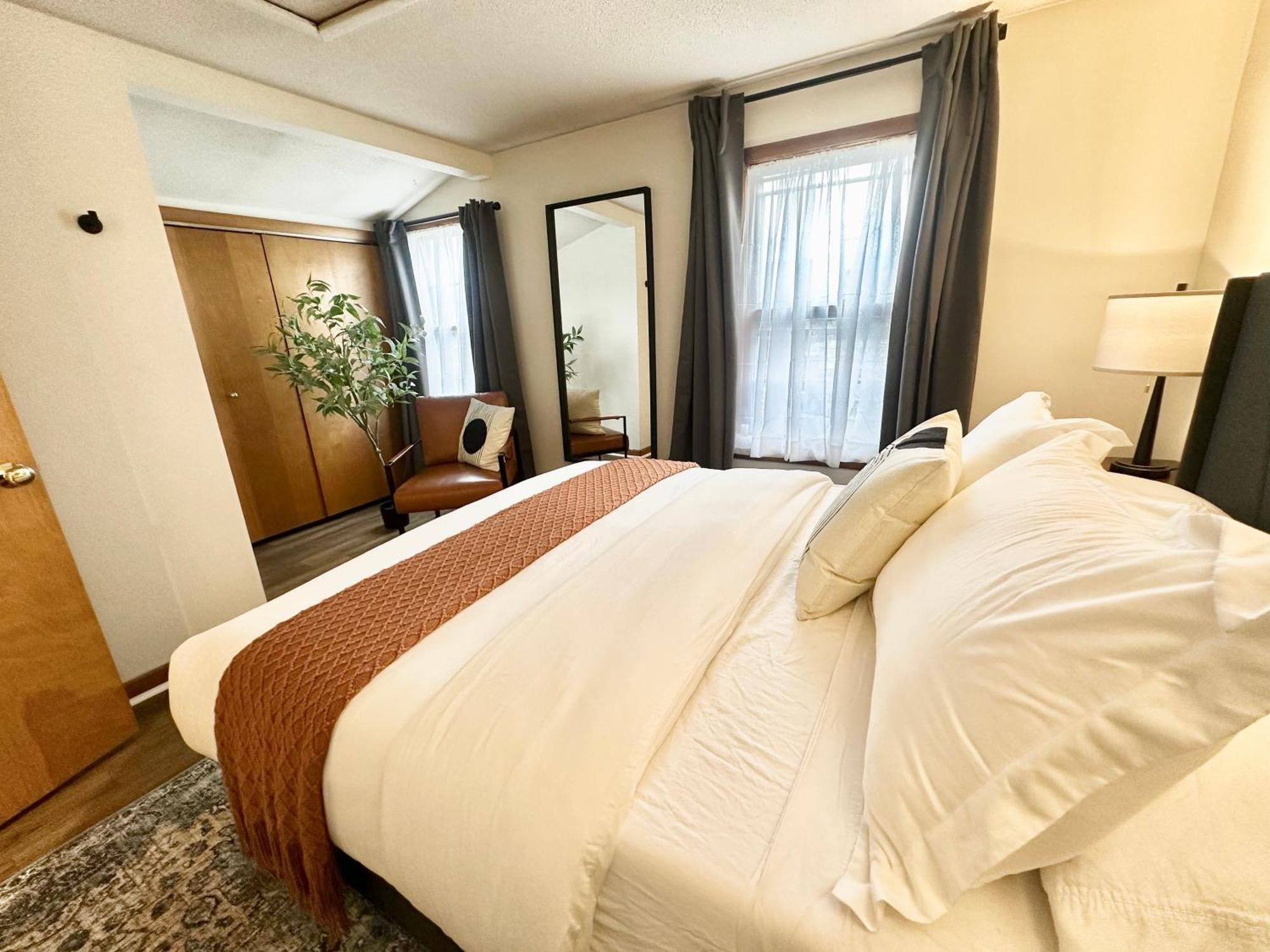 Apartament Ao Destinations - Wooster Street In Little Italy New Haven Pokój zdjęcie