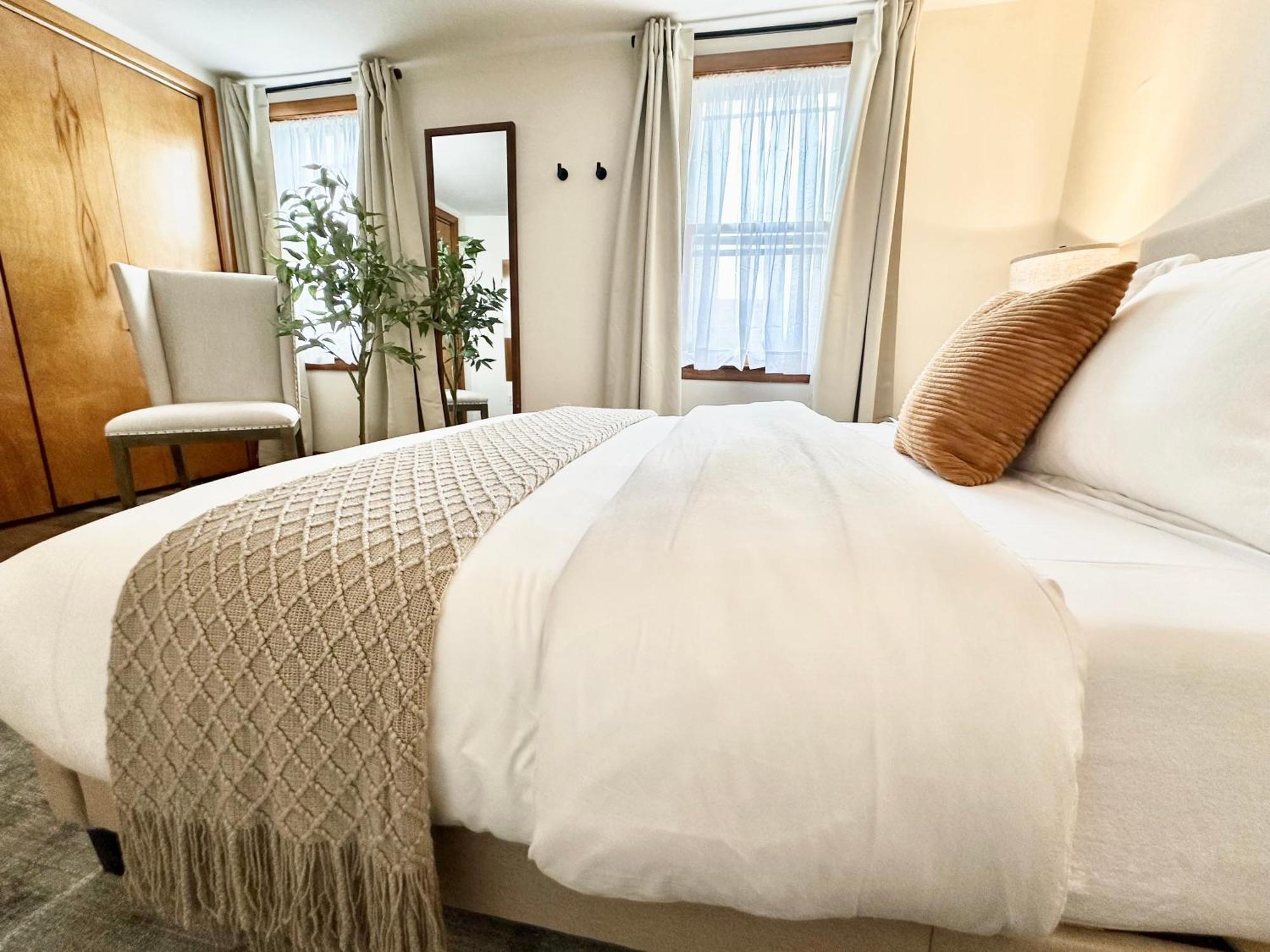 Apartament Ao Destinations - Wooster Street In Little Italy New Haven Pokój zdjęcie